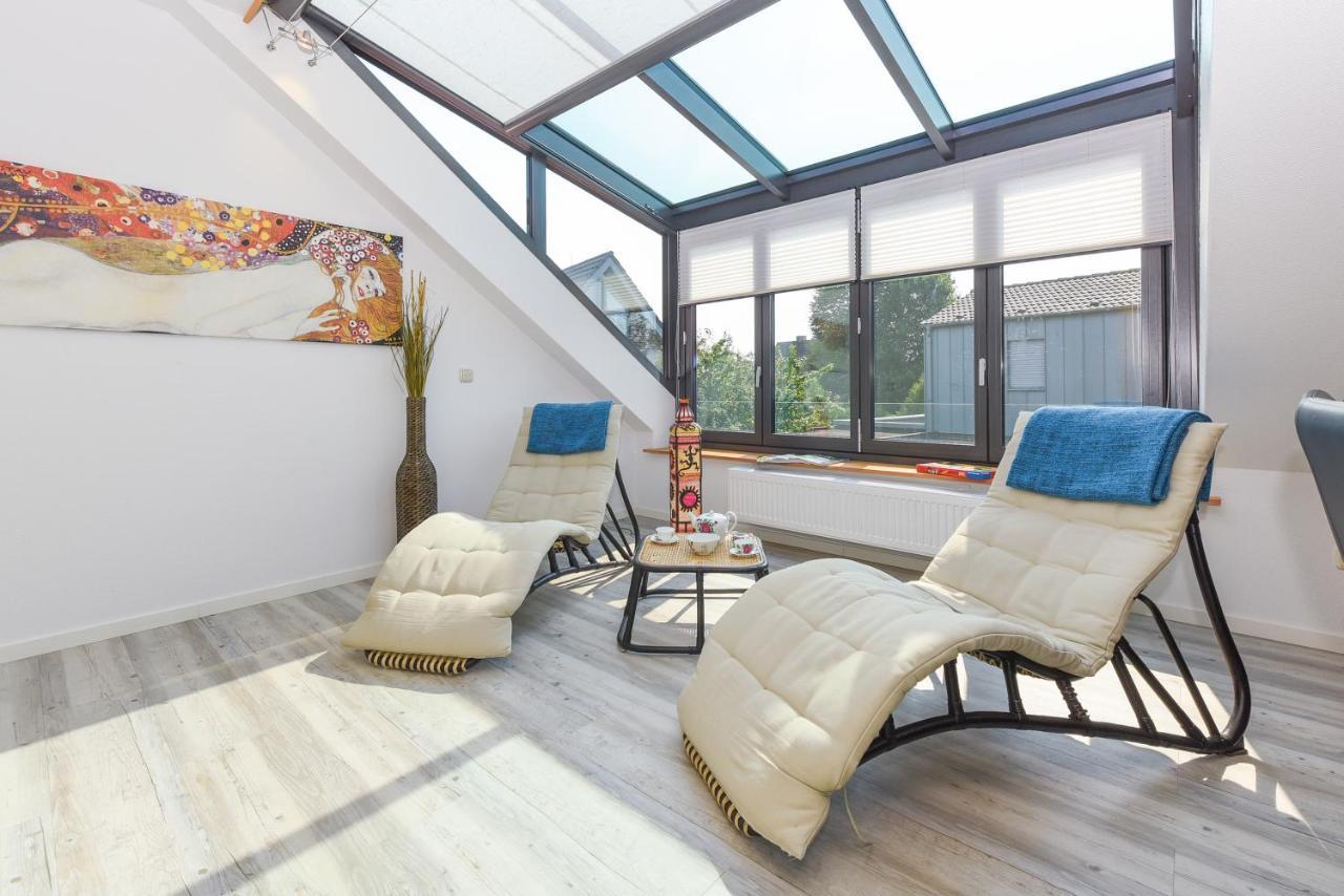 Jever-Ferienhaus Himmelsblick Екстер'єр фото